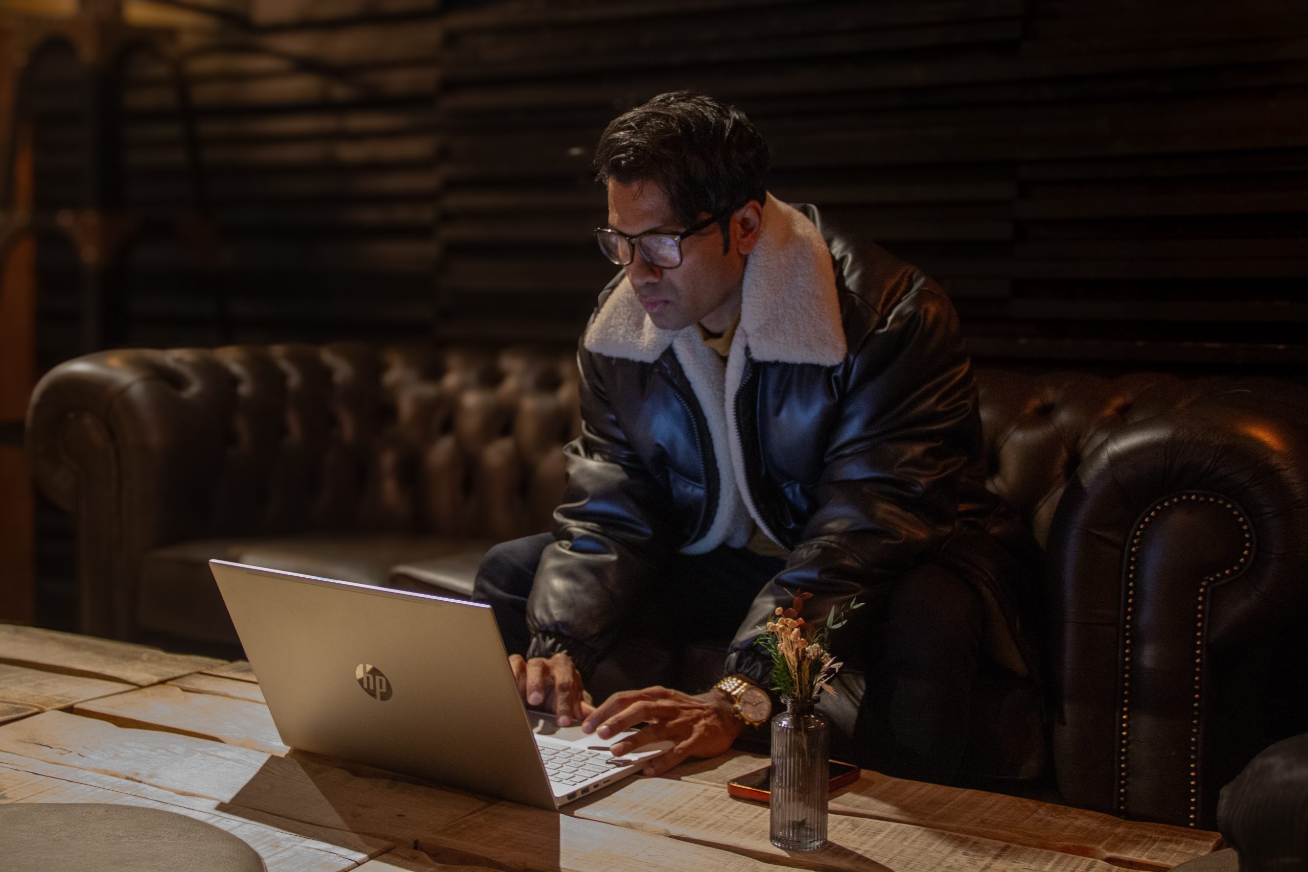 Fernando-Raymond-at-Bokan-38th-floor-Bar-in-Canary-Wharf-Bloggin