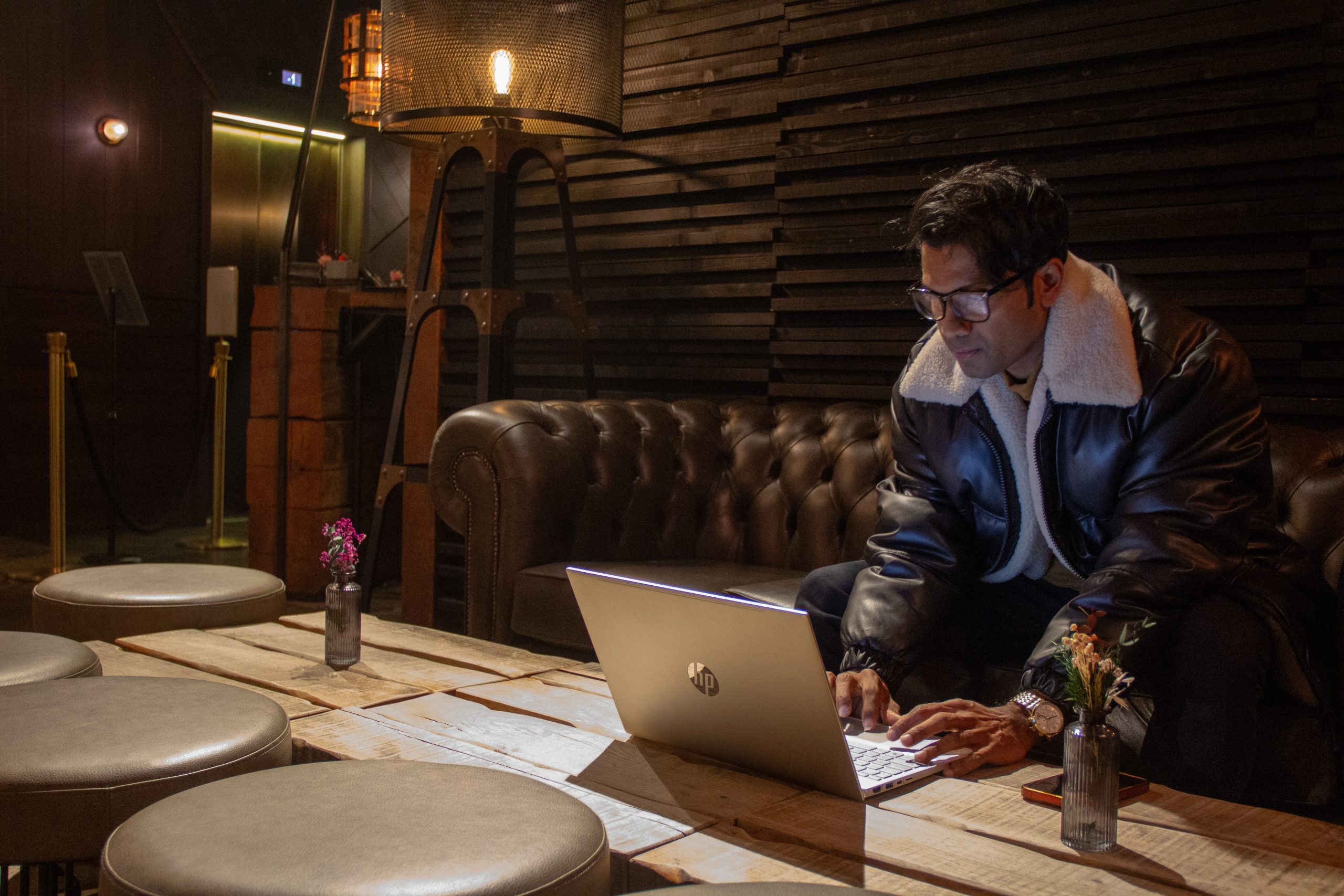 Fernando-Raymond-at-Bokan-38th-floor-Bar-in-Canary-Wharf-London