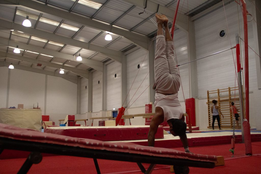 Fernando-Raymond-practicing-Handstanding-in-East-London-Gymnastics-club